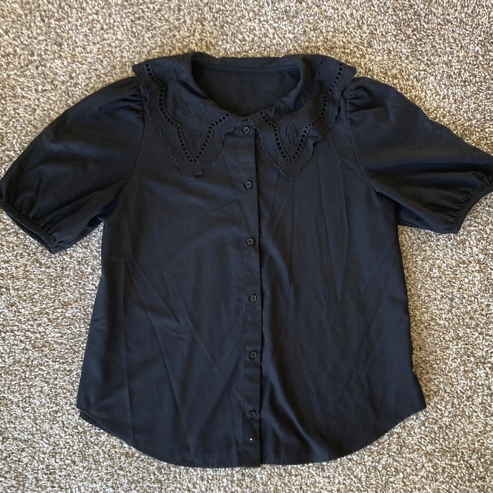 Black Short Sleeve Blouse with Embroidered Collar